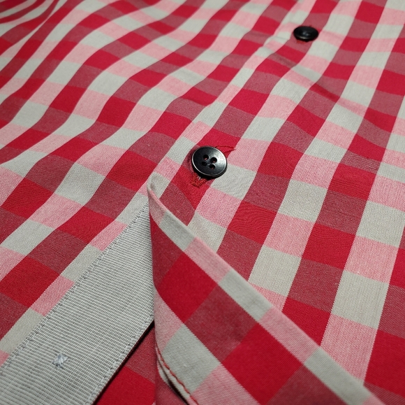 Kenneth Cole Reaction button-up - Picture 2 of 3